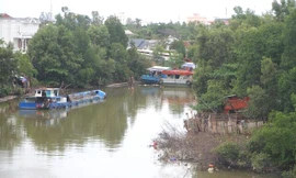 Sạt lở bờ kênh Bạc Liêu - Vàm Lẻo: Dừng nạo vét công trình