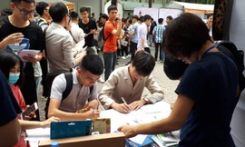 Cảnh báo 'bẫy' lừa đảo việc làm với tân sinh viên