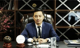 Chủ tịch, CEO một công ty bất động sản cùng từ chức