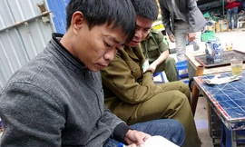 Cấp dưới làm ngơ, dung túng cho 'Đại siêu thị' đồ cũ, Chủ tịch Hà Nội vào cuộc