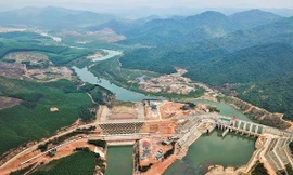 Lùm xùm dự án Bản Mồng: Nhà thầu đã nhiều lần bị ‘sờ gáy’ 