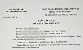 Bị phạt do xúc phạm lãnh đạo, chuyên viên văn phòng UBND TP HCM khởi kiện