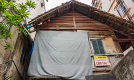 Cận cảnh biệt thự Pháp bị bỏ hoang trên khu đất vàng Hà Nội chưa thể 'đòi'