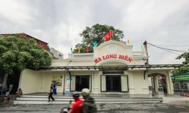 Ngỡ ngàng với diện mạo mới ga Long Biên