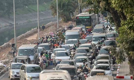 Hà Nội sau nhiều ngày 'xén đường, hạ cây', đường Láng bây giờ ra sao?