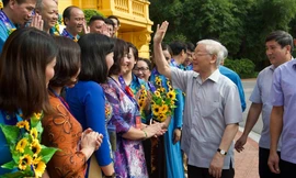 Tổng Bí thư, Chủ tịch nước gặp mặt Đoàn đại biểu Chủ tịch công đoàn cơ sở tiêu biểu