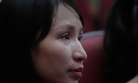 Không cầm được nước mắt xem phim về Thứ trưởng giáo dục Lê Hải An