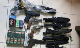 Phát hiện kho vũ khí ở cư xá Thanh Đa