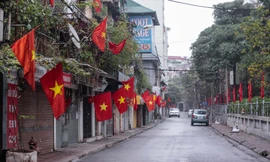 Hà Nội bình yên đến lạ trong sáng mùng 1 Tết