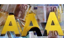 Pháp: 'Quả bom hẹn giờ' giữa lòng châu Âu