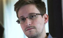 Edward Snowden vừa gửi đơn xin tị nạn ở Nga