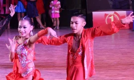 Vũ công bốn tuổi đoạt giải 'đặc biệt' khiêu vũ thể thao