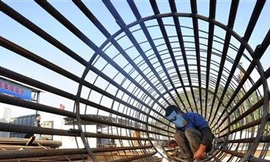 Trung Quốc siết chặt việc thuê người lao động hợp đồng