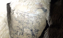 Phát hiện chum sành lạ trong động Phong Nha