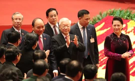 Tổng Bí thư, Chủ tịch nước cùng các đại biểu trong phiên họp trù bị Đại hội XIII của Đảng