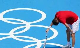 Ngôi sao quần vợt sợ chết vì phải thi đấu vào giữa trưa