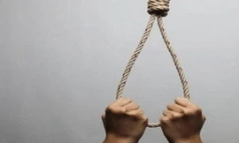 Một phụ nữ bị trầm cảm tử vong trong tư thế treo cổ