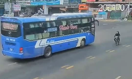 Xe khách vượt ẩu trên Quốc lộ 20: Tài xế bị tước bằng, phạt 4 triệu đồng 
