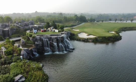 Chinh phục hố số 19 tại Tiền Phong Golf Championship 2021