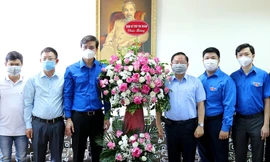 Bí thư Thường trực Trung ương Đoàn chúc mừng báo Tiền phong nhân ngày 21/6