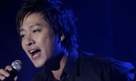 Tuấn Hưng: Trở lại và ghép cùng một góc dưa hấu