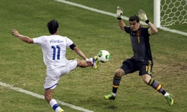 Thủ quân Tây Ban Nha thừa nhận may mắn trước Italia