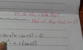 Cô giáo ghi lời phê siêu dễ thương, teen nhận bài dù bị chê nhưng vẫn thích thú