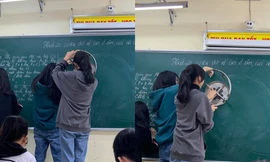 Lên bảng vẽ hình tròn nhưng không có compa, hai nữ sinh nghĩ ra cách vẽ “bá đạo“