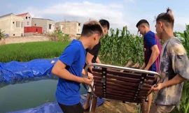 Con trai bà Tân Vlog tiếp tục bị tố diễn quá lố trong clip “vứt em gái đang ngủ xuống hồ“