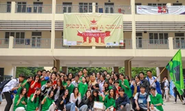 Thầy trò trường THPT Chuyên Sư Phạm “cháy” hết mình trong sự kiện Flashmob Day