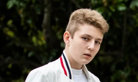 “Hoàng tử Nhà Trắng” Barron Trump trong 4 năm qua: Thay đổi chóng mặt, đẹp trai khó cưỡng