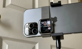 Góc giờ mới biết: Dùng Apple Watch làm màn hình live view cho iPhone quay vlog cực tiện