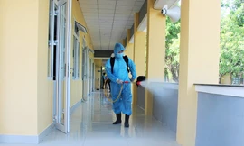 Nỗi lo từ lịch trình của BN 1553 ở Quảng Ninh: Đi họp lớp, hát karaoke, dự tiệc tất niên