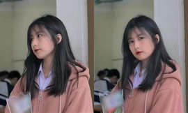 Chụp ảnh “sương sương” đứng trước cửa lớp, nữ sinh Hà Tĩnh được dân mạng “rần rần” thả tim
