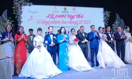 17 cặp đôi công nhân tại Thái Nguyên được tổ chức Lễ cưới tập thể 
