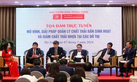 Mỗi ngày môi trường hứng chịu 60.000 tấn rác thải sinh hoạt