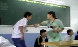 Hạn chế công khai sai phạm giáo viên: Có nên không?