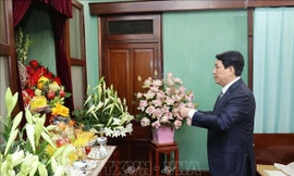 Chủ tịch nước Lương Cường thăm Khu di tích Chủ tịch Hồ Chí Minh
