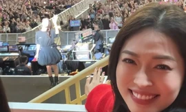 Bức ảnh chụp chung Jisoo (BlackPink) của Á hậu Phương Nga