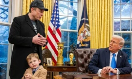 Con trai Elon Musk tại phòng làm việc của ông Trump gây sốt