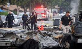 Nghệ sĩ trống và nhà sản xuất âm nhạc thiệt mạng trong vụ máy bay lao vào khu dân cư