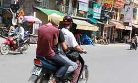 Hà Nội tiếp tục nắng nóng 38 độ C