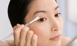 Giúp bạn trang điểm đúng cách