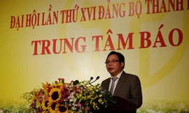 Ông Nguyễn Văn Phong, Phó trưởng ban Thường trực Ban Tuyên giáo Thành ủy Hà Nội phát biểu tại khai mạc.
