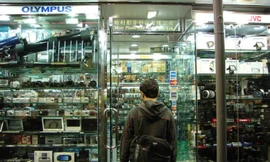 Mua 2 lọ thuốc ho bị 'chém' gần 150 triệu đồng