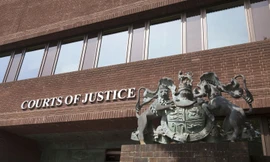 Rùng mình với kẻ tàng trữ hàng triệu hình ảnh khiêu dâm