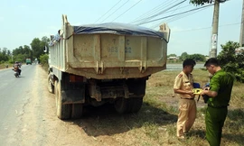 Xe ben gây tai nạn