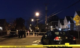 Cảnh sát phong toả hiện trường 