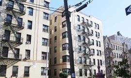 Hiện trường chung cư nơi xảy ra tai nạn.