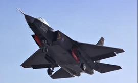 Máy bay chiến đấu FC-31 tại triển lãm hàng không quốc tế 